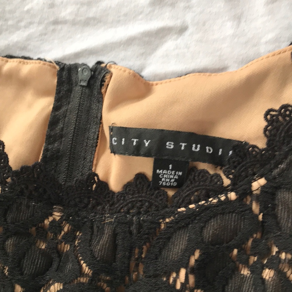 Dress - Picture 2 of 3